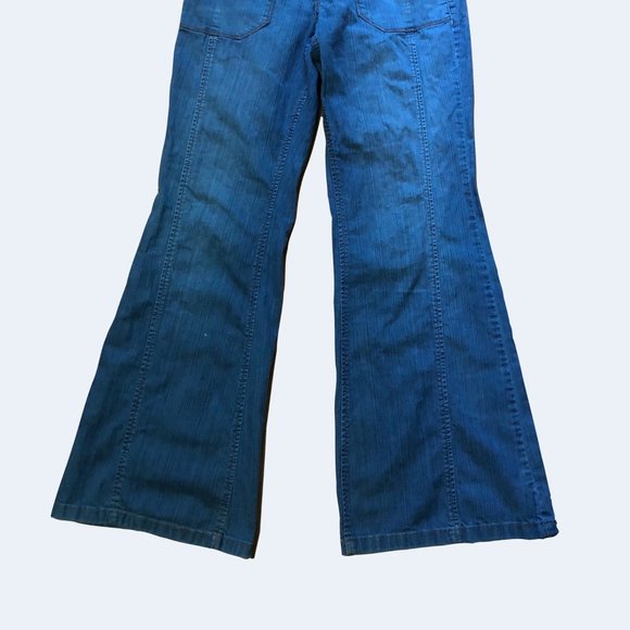Women’s DNKY Jeans flare leg - Size 8 - Picture 3 of 6